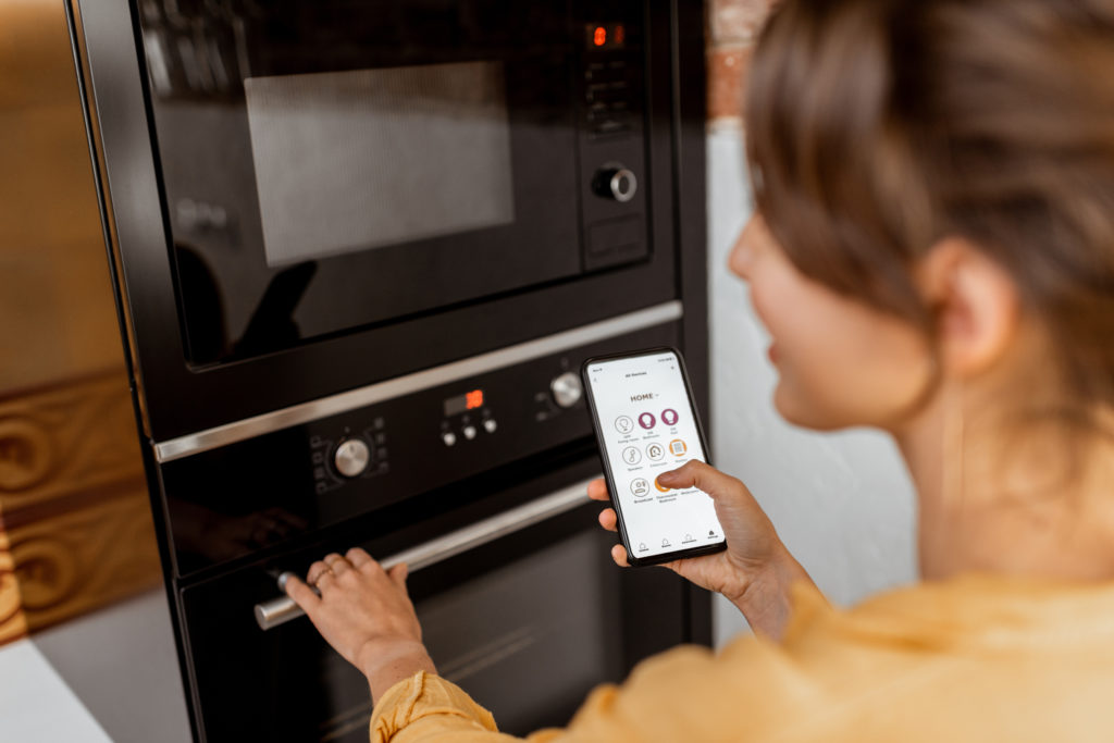 House & Home - Discover Smart Appliances You Can Control From Your Phone!