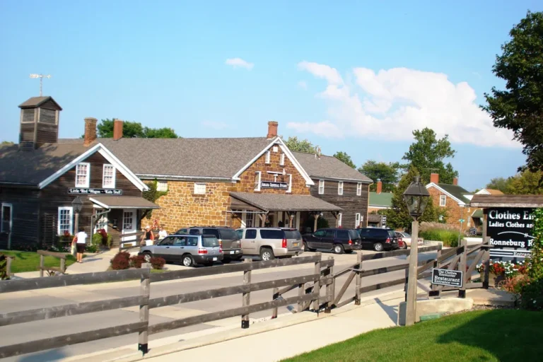 Amana-Colonies.webp