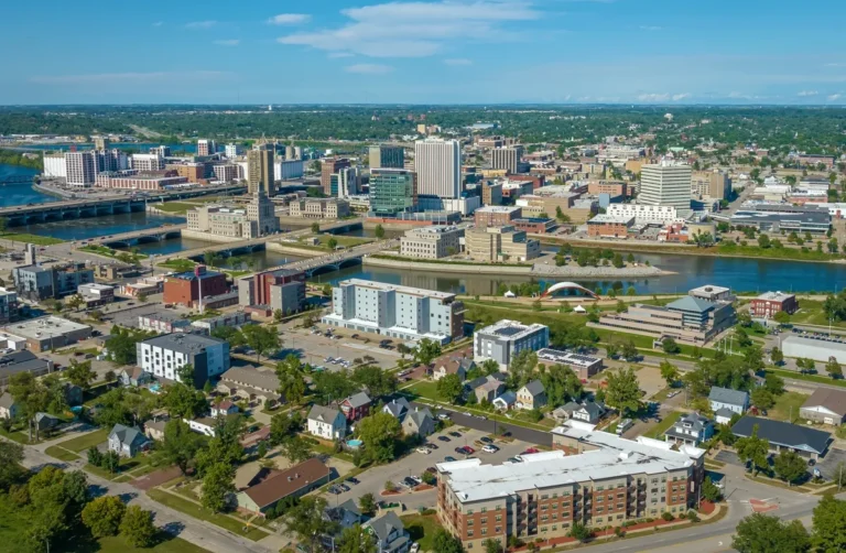 cedar-rapids-iowa.webp