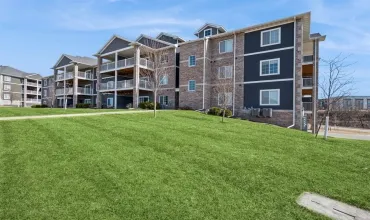 1 Bedroom Bedrooms, 0 ,1 BathroomBathrooms,Residential,2867 Spring Rose Cir, 109, Coralville, Iowa 52241,202502825