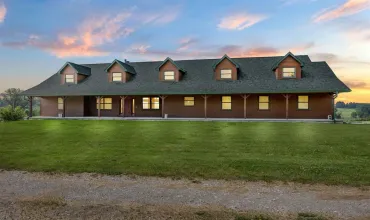 5 Bedrooms Bedrooms, 0 ,2 BathroomsBathrooms,Residential,660 Garfield Rd, West Branch, Iowa 52358,202503851