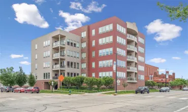 2 Bedrooms Bedrooms, 0 ,2 BathroomsBathrooms,Residential,100 4th Ave SW, 204, Cedar Rapids, Iowa 52404,202504611