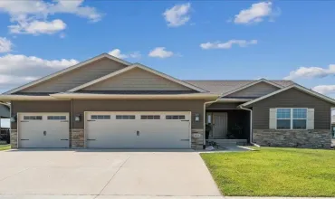 4 Bedrooms Bedrooms, 0 ,3 BathroomsBathrooms,Residential,835 Prairie St, North Liberty, Iowa 52317,202505091