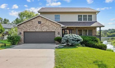 4 Bedrooms Bedrooms, 0 ,3 BathroomsBathrooms,Residential,1721 12th Ave, Coralville, Iowa 52241,202505156