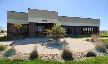 0 , 0 ,0,Commercial Sale,5005 Bowling St SW, A-Condo, Cedar Rapids, Iowa 52404,202505207