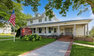 0 , 0 ,0,Commercial,306 State, Williamsburg, Iowa 52361,2405005