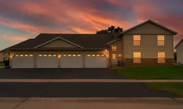 2 Bedrooms Bedrooms, 0 ,2 BathroomsBathrooms,Residential,3919 Summerfield Ln NE, B, Cedar Rapids, Iowa 52402,202505232