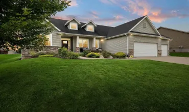 4 Bedrooms Bedrooms, 0 ,3 BathroomsBathrooms,Residential,1695 Stone Creek Circle, North Liberty, Iowa 52317,202505235