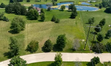 0 , 0 ,0,Farm,Lot 8 Timberlake, Cedar Rapids, Iowa 52403,2507094