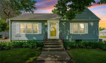 3 Bedrooms Bedrooms, 0 ,1 BathroomBathrooms,Residential,1200 34th, Cedar Rapids, Iowa 52402,2506871