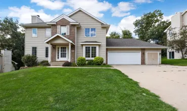 4 Bedrooms Bedrooms, 0 ,2 BathroomsBathrooms,Residential,3405 Emerson, Cedar Rapids, Iowa 52411,2507208