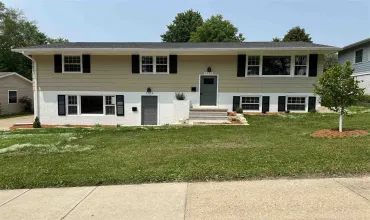 5 Bedrooms Bedrooms, 0 ,3 BathroomsBathrooms,Residential,3006 Stanford Ave, Iowa City, Iowa 52245,202505360