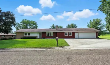 3 Bedrooms Bedrooms, 0 ,2 BathroomsBathrooms,Residential,207 Fairview Drive, Wellman, Iowa 52356,202505354