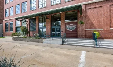 1 Bedroom Bedrooms, 0 ,1 BathroomBathrooms,Residential,905 3rd ST SE, 308, Cedar Rapids, Iowa 52401,2507159