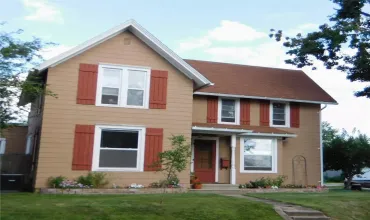 4 Bedrooms Bedrooms, 0 ,2 BathroomsBathrooms,Residential,1201 14th, Marion, Iowa 52302,2507291