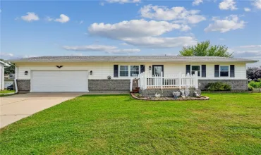 3 Bedrooms Bedrooms, 0 ,2 BathroomsBathrooms,Residential,1606 3rd, Vinton, Iowa 52349,2507374