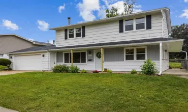 4 Bedrooms Bedrooms, 0 ,2 BathroomsBathrooms,Residential,1920 26th St, Marion, Iowa 52302,202505451