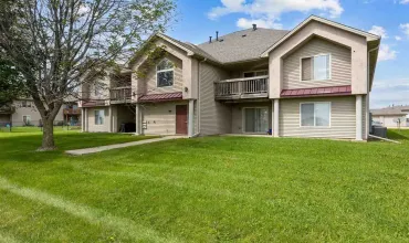 2 Bedrooms Bedrooms, 0 ,2 BathroomsBathrooms,Residential,1020 240th St, 8, North Liberty, Iowa 52317,202505455