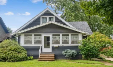 3 Bedrooms Bedrooms, 0 ,1 BathroomBathrooms,Residential,2522 A, Cedar Rapids, Iowa 52402,2507391