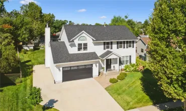 4 Bedrooms Bedrooms, 0 ,2 BathroomsBathrooms,Residential,4515 Coventry, Cedar Rapids, Iowa 52402,2507237