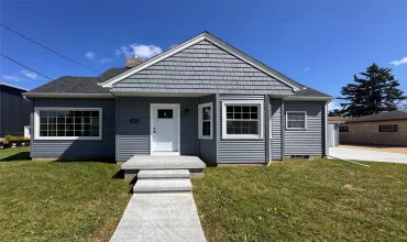 3 Bedrooms Bedrooms, 0 ,1 BathroomBathrooms,Residential,302 Walnut, Olin, Iowa 52320,2507541