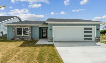 3 Bedrooms Bedrooms, 0 ,2 BathroomsBathrooms,Residential,192 Huntington, Iowa 52245,202505676