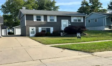4 Bedrooms Bedrooms, 0 ,1 BathroomBathrooms,Residential,6028 Langdon, Cedar Rapids, Iowa 52404,2507681