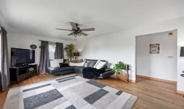 4 Bedrooms Bedrooms, 0 ,2 BathroomsBathrooms,Residential,415 16th, Marion, Iowa 52302,2507747