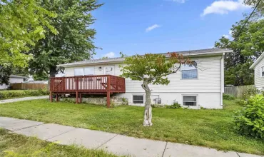 5 Bedrooms Bedrooms, 0 ,2 BathroomsBathrooms,Residential,820 Dubuque St, Solon, Iowa 52333,202505944