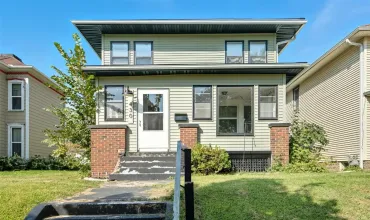 4 Bedrooms Bedrooms, 0 ,1 BathroomBathrooms,Residential,430 9th, Marion, Iowa 52302,2507848