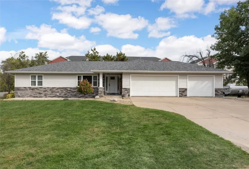 816 Sq. ft garage attached