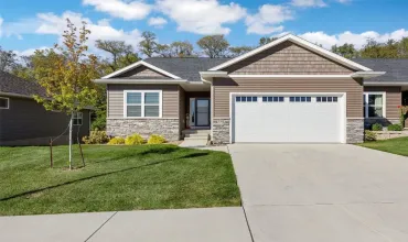 3 Bedrooms Bedrooms, 6 Rooms Rooms,3 BathroomsBathrooms,Residential,1313 Third Street SW, Mt Vernon, Iowa 52314,2508360