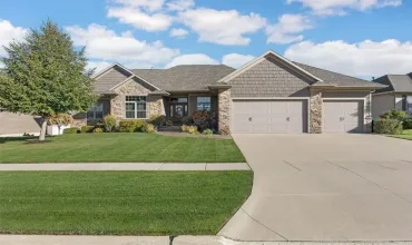 4 Bedrooms Bedrooms, 7 Rooms Rooms,3 BathroomsBathrooms,Residential,932 Prescott Ln, Marion, Iowa 52302,2508450