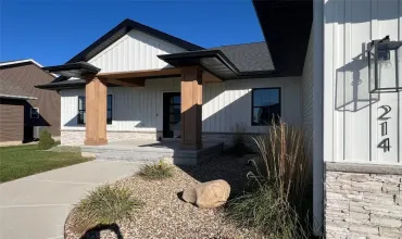 5 Bedrooms Bedrooms, 9 Rooms Rooms,3 BathroomsBathrooms,Residential,214 Williams Dr., Marion, Iowa 52302,2508847