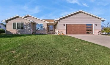 5 Bedrooms Bedrooms, 0 ,3 BathroomsBathrooms,Residential,405 D, Atkins, Iowa 52206,2509106