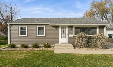 3 Bedrooms Bedrooms, 0 ,1 BathroomBathrooms,Residential,1135 Crestview Dr., Cedar Rapids, Iowa 52403,2509333