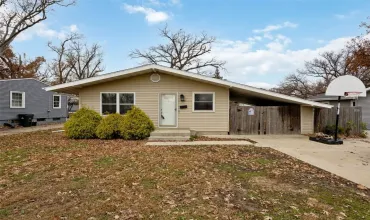 Cedar Rapids, Iowa 52403, Residential, For Sale, MLS #2509540