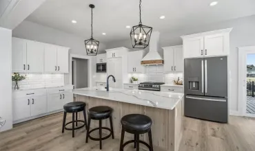 Robins, Iowa 52328, Residential, Sale, MLS #2600041