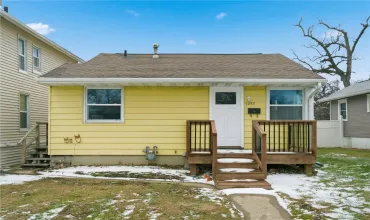Cedar Rapids, Iowa 52402, Residential, Sale, MLS #2600083
