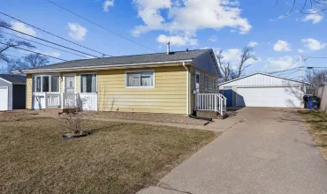 Cedar Rapids, Iowa 52402, Residential, Sale, MLS #2600345