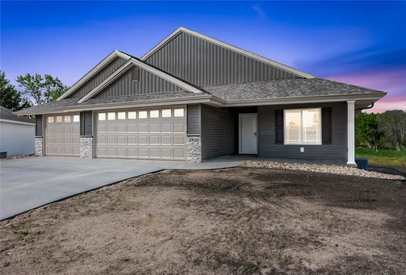 *Photo of similar property*