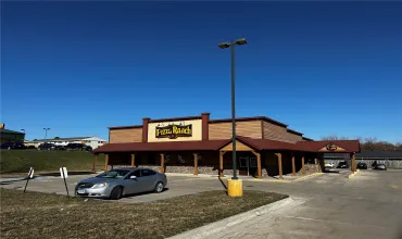 Newton, Iowa 50208, Commercial, Sale, MLS #2602108