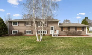 Vinton, Iowa 52349, Residential, Sale, MLS #2602129