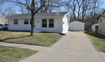 Cedar Rapids, Iowa 52403, Residential, Sale, MLS #2602125