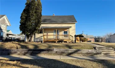Belle Plaine, Iowa 52208, Residential, Sale, MLS #2602151