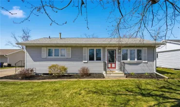 Cedar Rapids, Iowa 52402, Residential, Sale, MLS #2602098