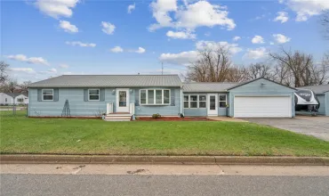 Hiawatha, Iowa 52233, Residential, Sale, MLS #2602334