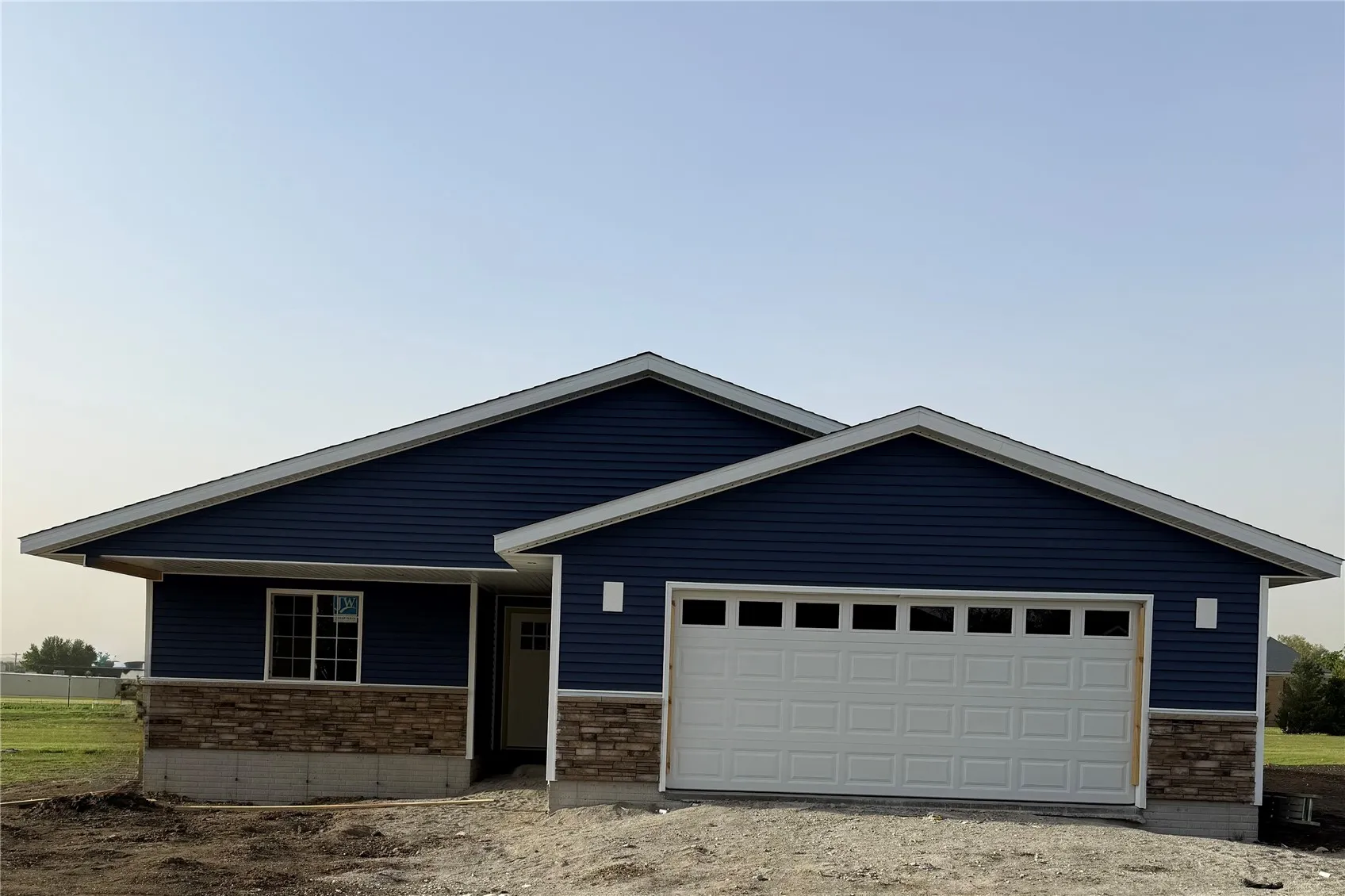 913 W 13th, Vinton, Iowa 52349 – Property Featured Image