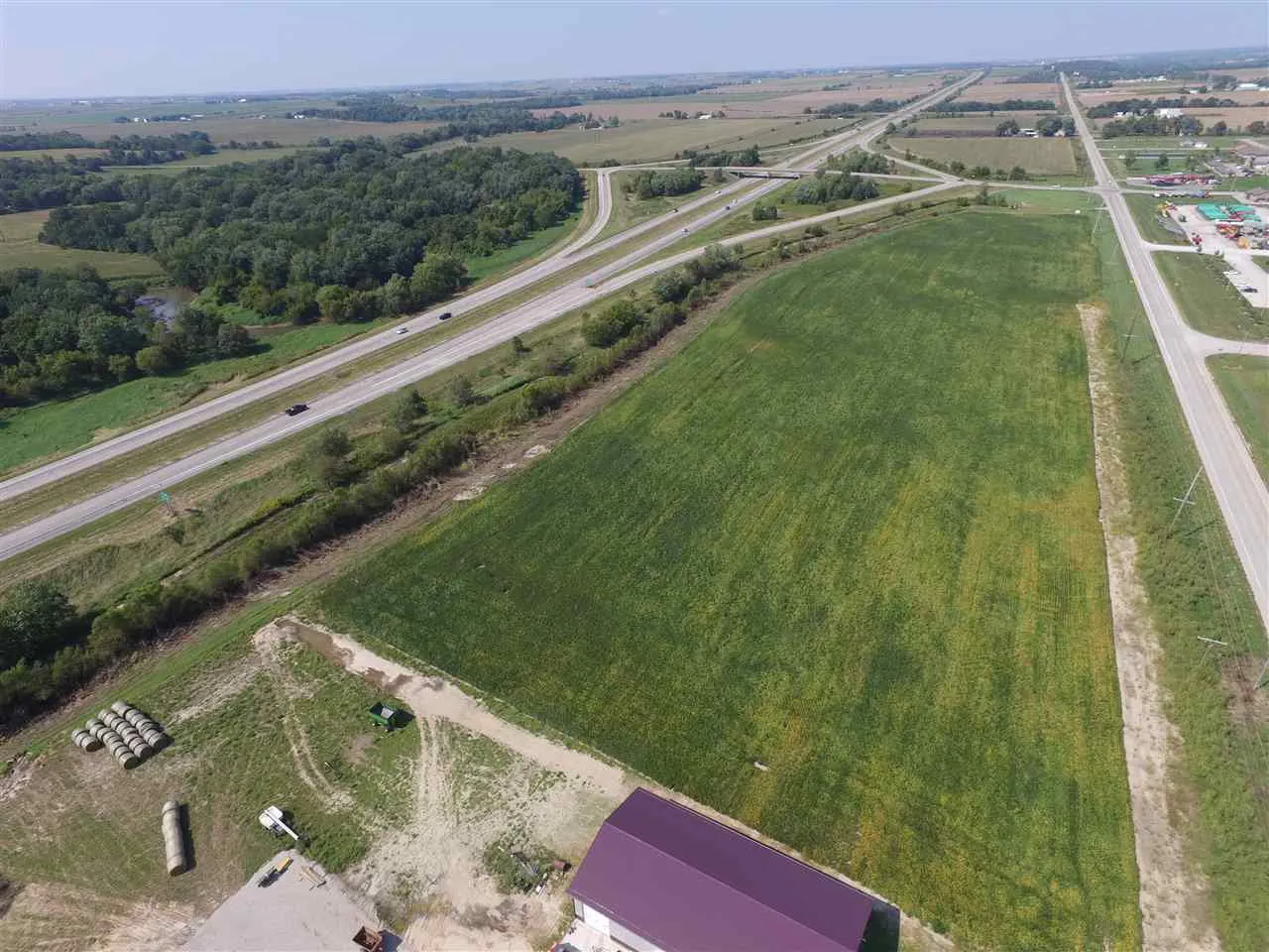 5241 Oak Crest Hill Rd SE, Hills, Iowa 52235 – Property Featured Image
