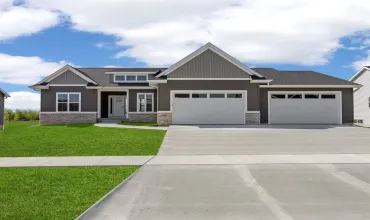 Hiawatha, Iowa 52233, Residential, Sale, MLS #202602867